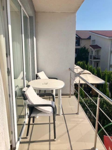 Mamaia Nord Apartment Navodari Bagian luar foto